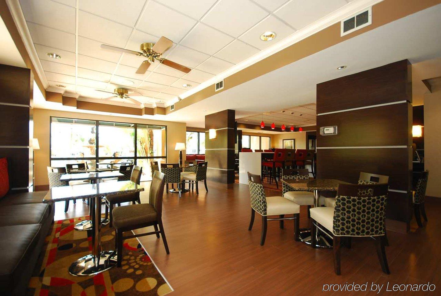 Hampton Inn Fort Myers-Airport & I-75 Restoran fotoğraf